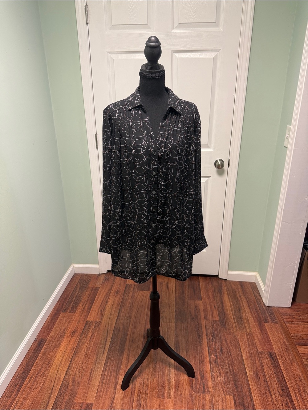 Charter Club Black Geometric Button-Up Blouse